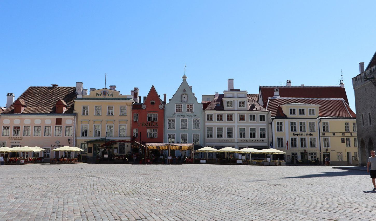 Raekoja Plats, Tallinn